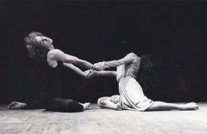 Anna Sokolow Lyric Suite. Dancers; Yaron Margolin, Aya Rimon Levi Photo: Noga Drifus. 